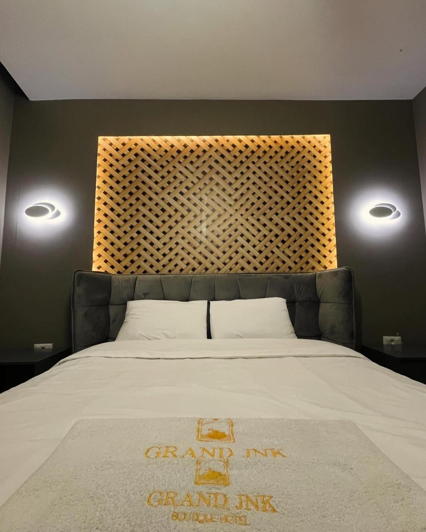Grand Jnk Boutique Hotel Kukes Екстер'єр фото