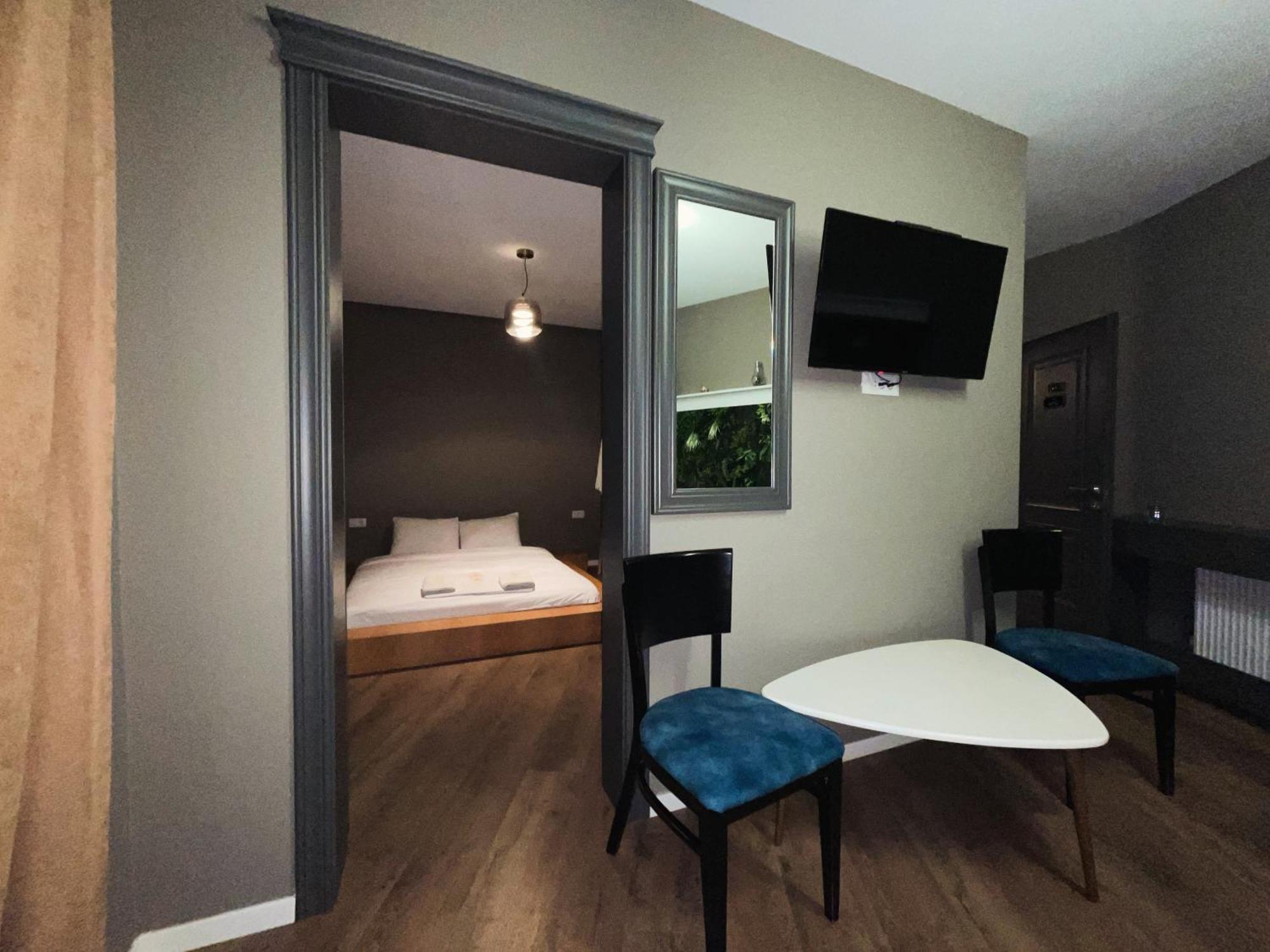 Grand Jnk Boutique Hotel Kukes Екстер'єр фото